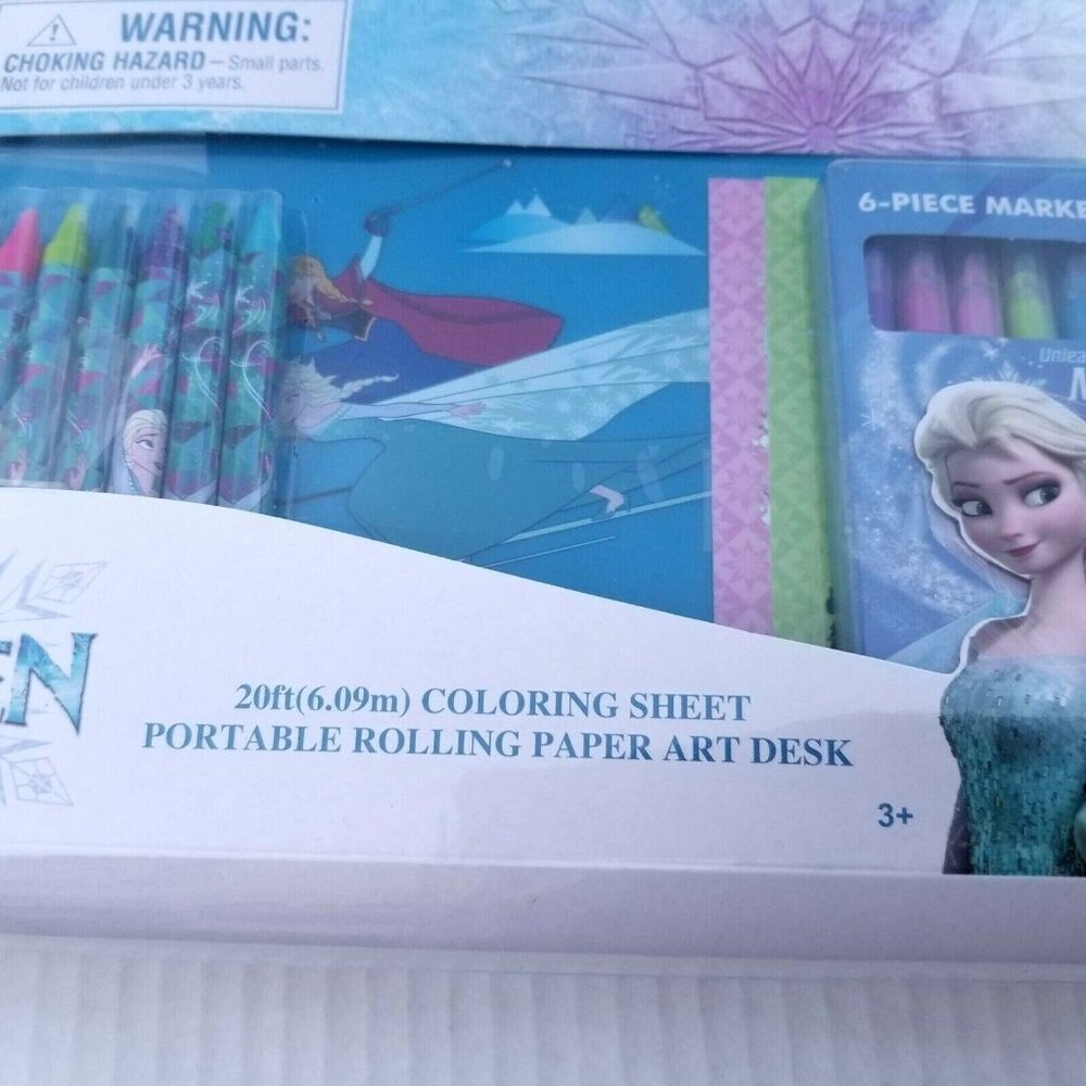 Disney Frozen Portable Rolling Paper Art Desk Coloring Sheet Crayons Markers NEW - Picture 2 of 4